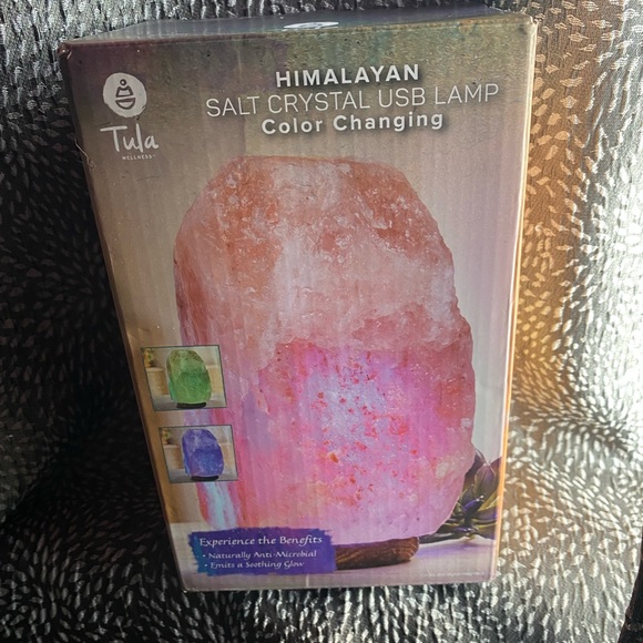 Himalayan Salt Crystal USB Lamp - Picture 2 of 5
